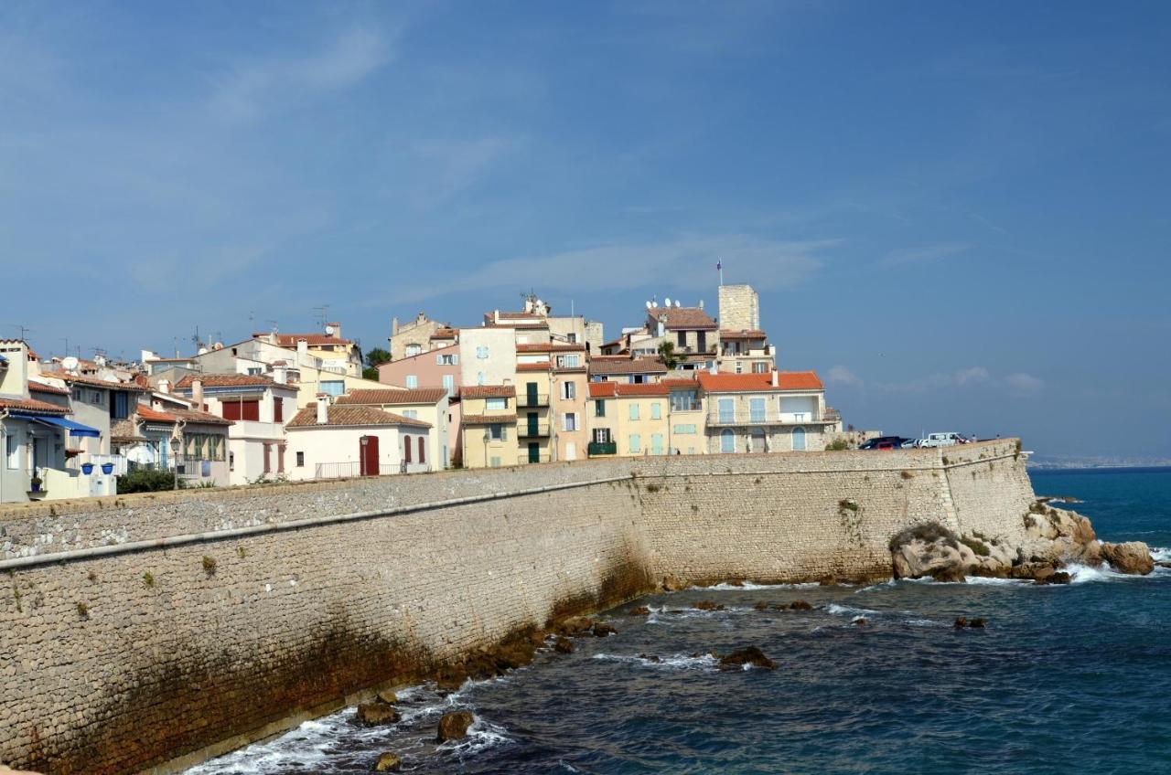 2 Pieces Climatise Avec Balcon Dans Le Vieil Antibes, Residence Avec Ascenseur ภายนอก รูปภาพ